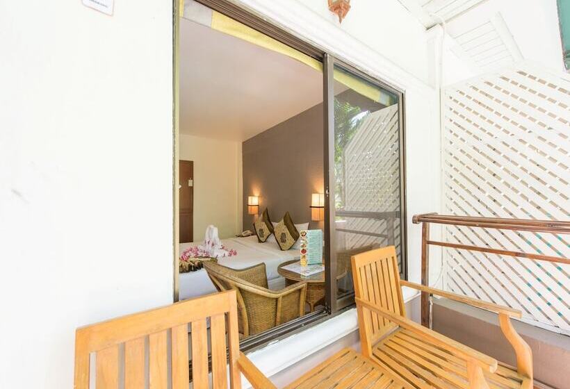 디럭스 룸, The Viridian Resort   Sha Plus
