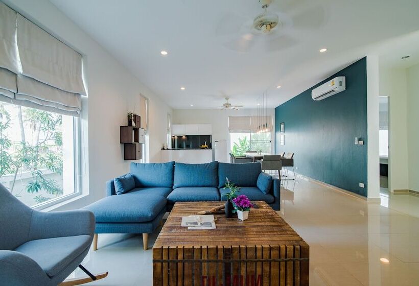 Люкс Premium 2 Спальни, The Beach Village Resort