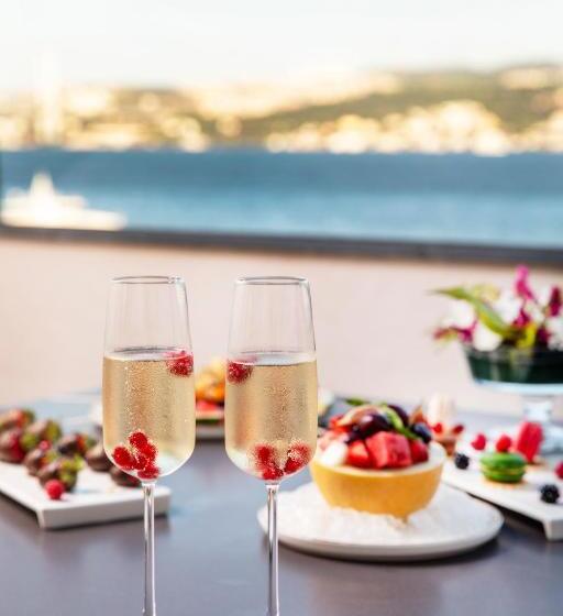 景色の見えるジュニアスイート, Shangrila Bosphorus, Istanbul