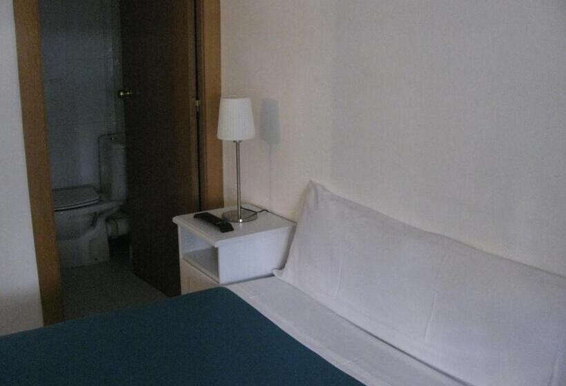 Номер Стандарт Индивидуальный Совместная Ванная, Hostal Elkano