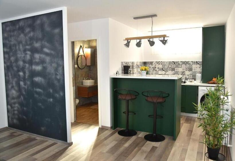 디럭스 스튜디오, Aparthotel Dominic Residence