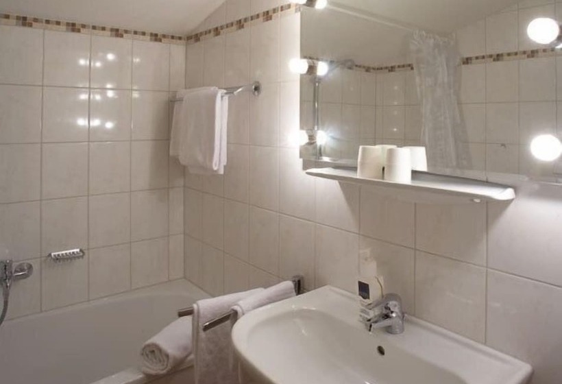 Номер Стандарт Трехместный, Alpenhotel Ernberg