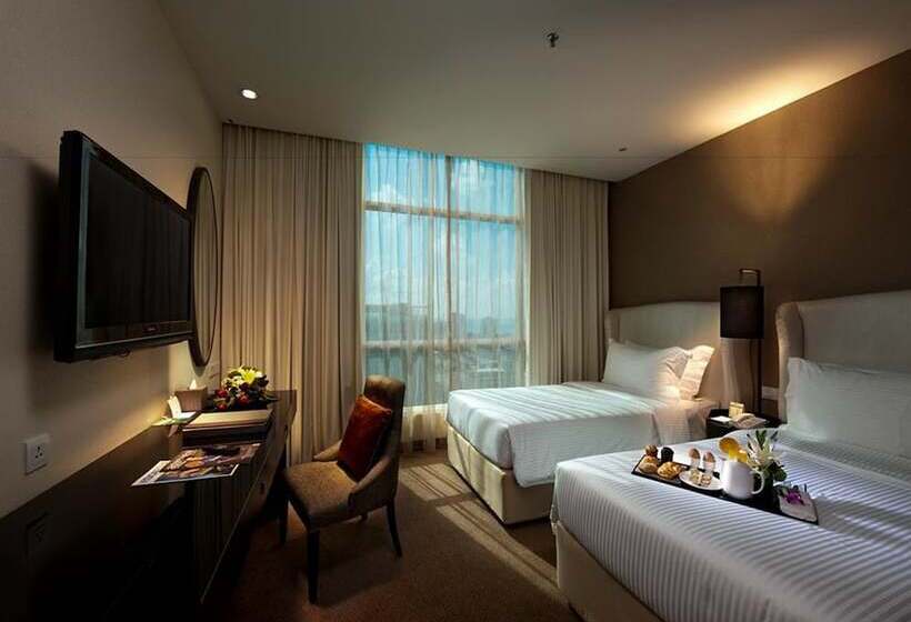 سوییت جونیور, Hatten Hotel Melaka
