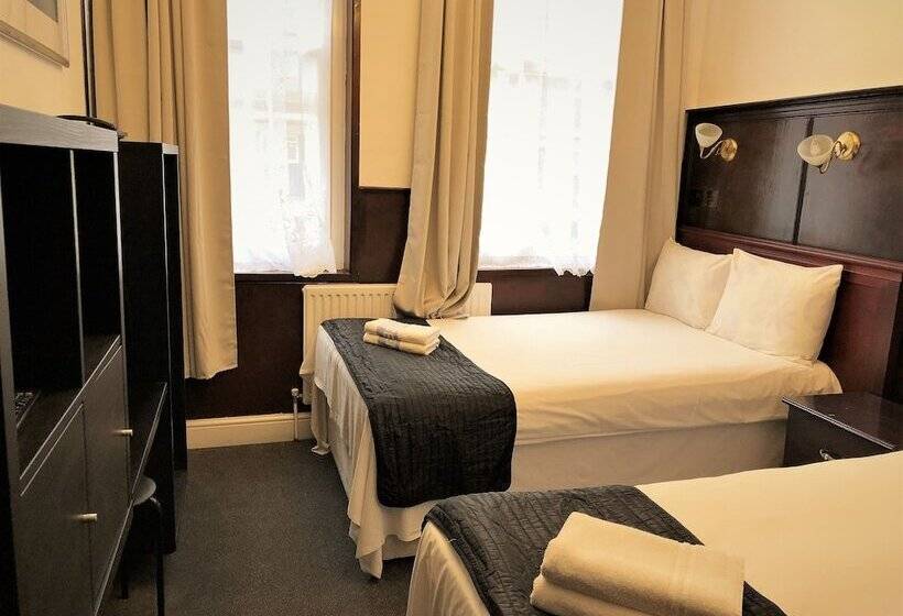 Номер Стандарт Трехместный, Plaza London