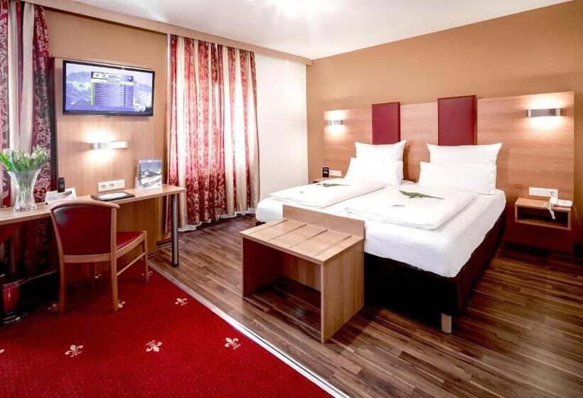 Семейный Номер, Tiptop Hotel Burgschmiet Garni