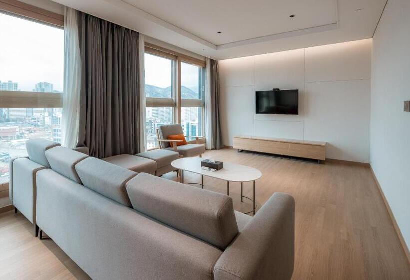 Апартаменты Premium 2 Спальни, Chestertons Sokcho