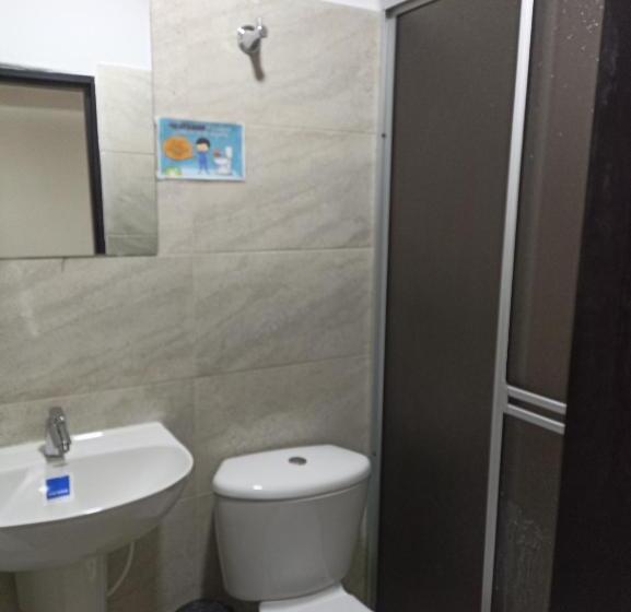 اتاق اکونومی, Samai