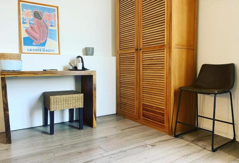 اتاق سوپریور, Alexandra   Boutique