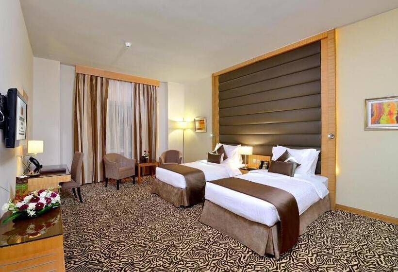 Номер Deluxe Вид на Город, Copthorne Hotel Sharjah