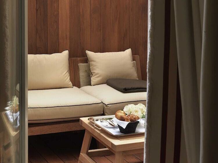 スーペリアースイート, Marquis Faubourg Saint Honoré Relais & Châteaux