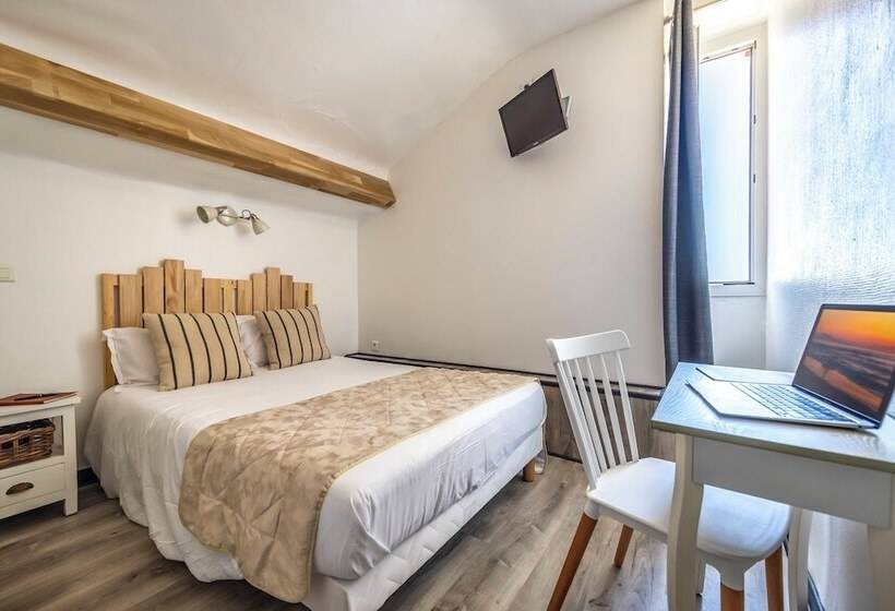 Студия Стандарт, Hôtel Parc Mazon Biarritz