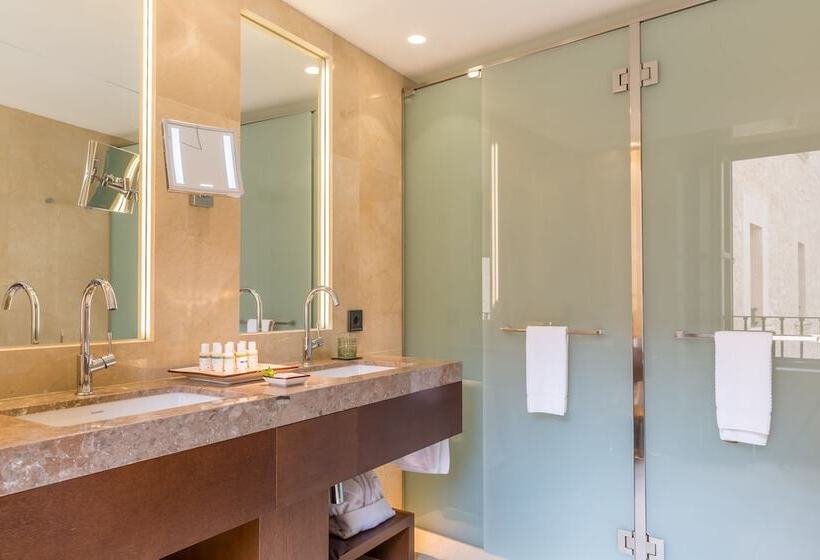 Номер Стандарт, Castell Son Claret   The Leading Hotels Of The World