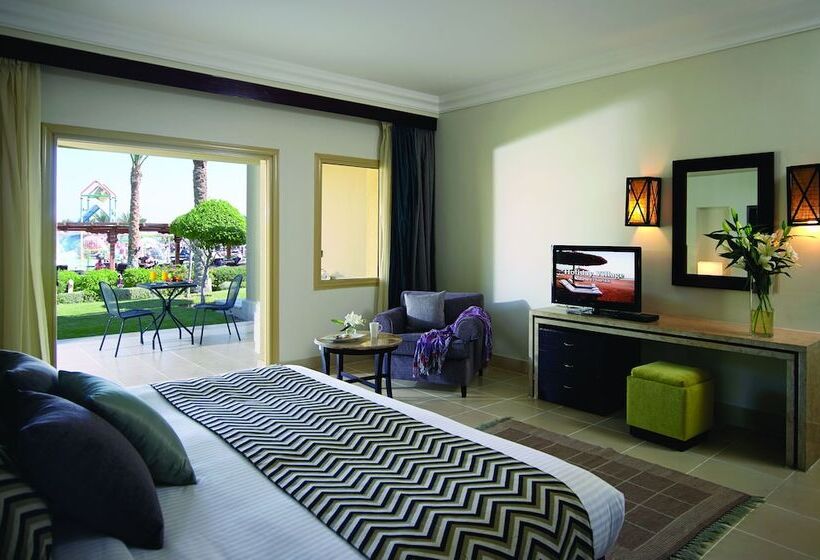 バスタブ付きスタンダードルーム, Coral Sea Holiday Resort And Aqua Park