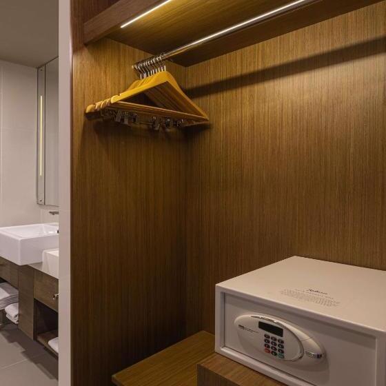Номер Премиум, Radisson Hotel Colombo