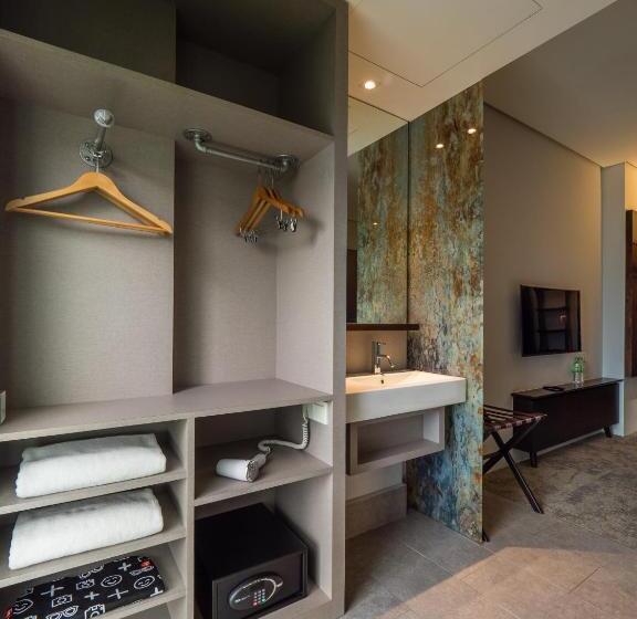 Студио Executive, Tune Hotel Klia   Klia2