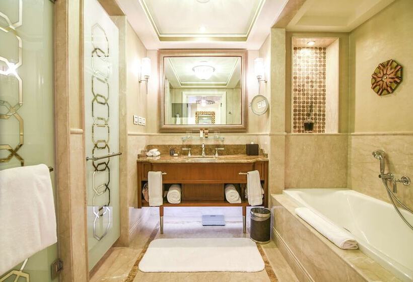 חדר דלוקס, Waldorf Astoria Jerusalem