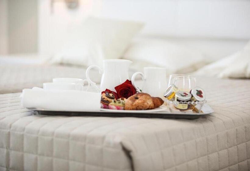 Трехместный Номер Deluxe, Scala Dei Turchi Resort
