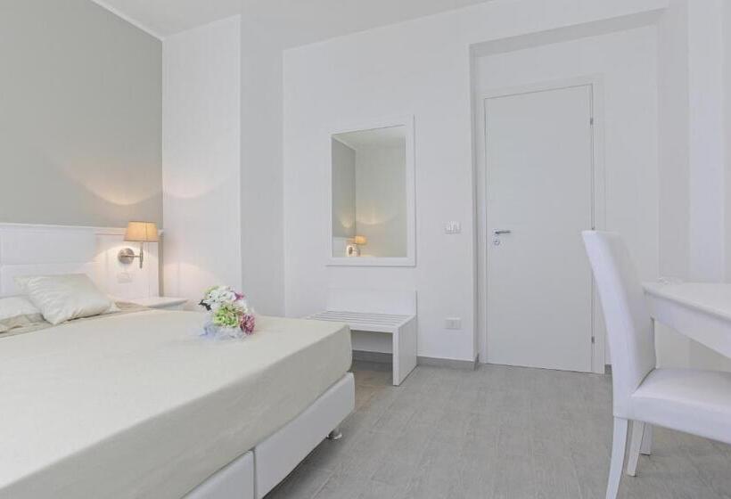 Трехместный Номер Superior, Scala Dei Turchi Resort