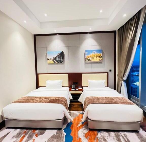 سوییت خانوادگی, V V Hotel Battambang