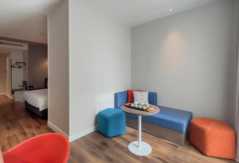 Номер Стандарт Вид на Город, Holiday Inn Express Yangjiang City Center, An Ihg