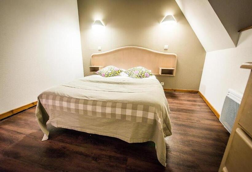 Семейный Номер Вид на Сад, Hôtel Au Lion