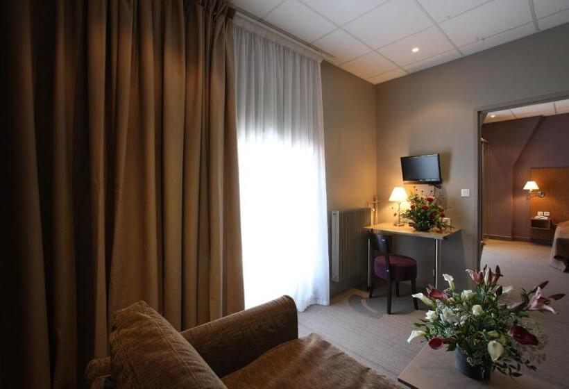 수피리어 룸, Hôtel Cap Vert En Aveyron