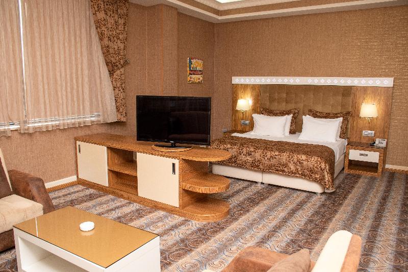 سوییت جونیور, Graaf