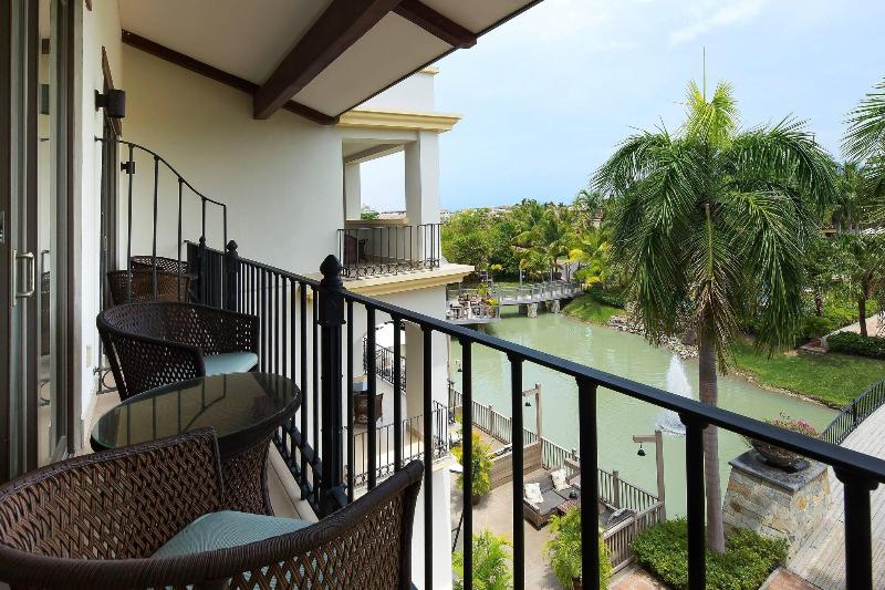 Номер Премиум, The Buenaventura Golf & Beach Resort, Autograph Collection