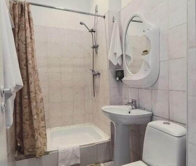 Номер Стандарт, Zolotaya Bukhta
