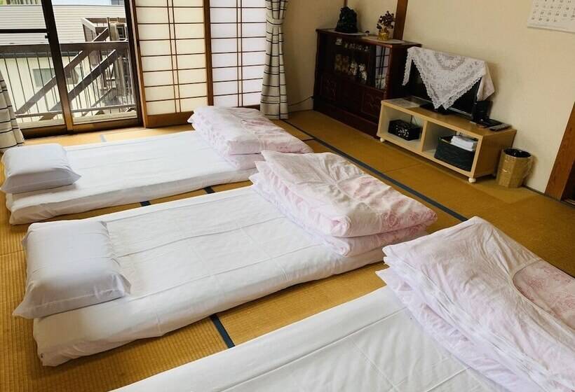 Семейный Номер, Guest House En