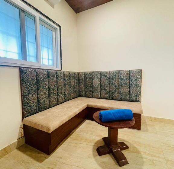 Номер Economy, Takshshila Park And Resorts