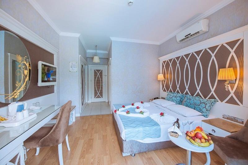Номер Стандарт Вид на Бассейн, Ocean Blue High Class Hotel & Spa