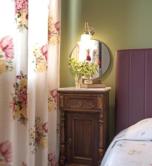 استودیوی استاندارد, Residence Villas by Estia