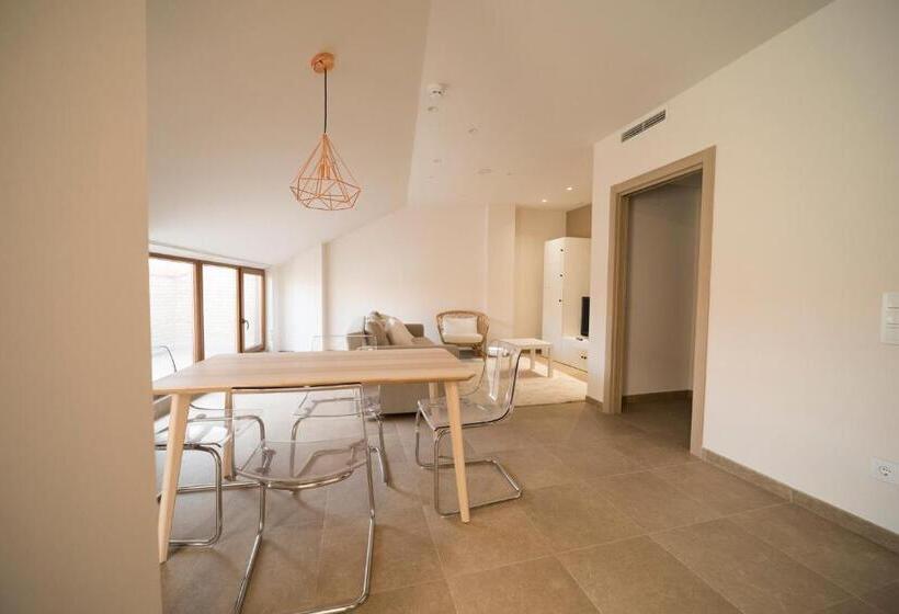 Четырехместный Номер Стандарт, Hostal Martínez