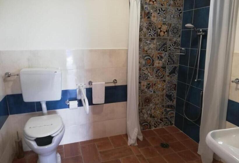 Номер Стандарт Трехместный, Ludomar Country Residence   Rooms & Apartments