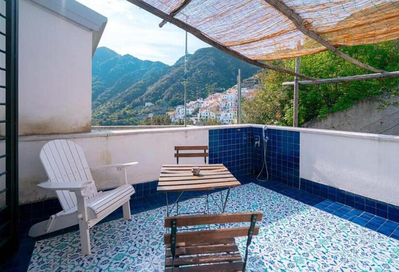 オーシャンビューデラックスルーム, Casa Flora B&b