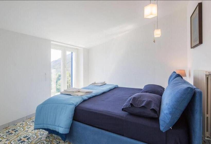 Номер Deluxe Вид на Море, Casa Flora B&b