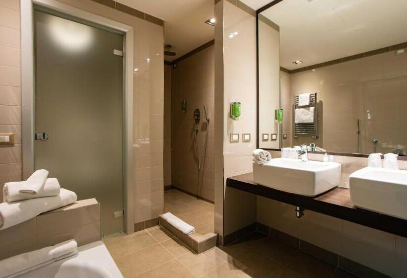 Люкс Вид на Сад, An Hotel Milano Melegnano