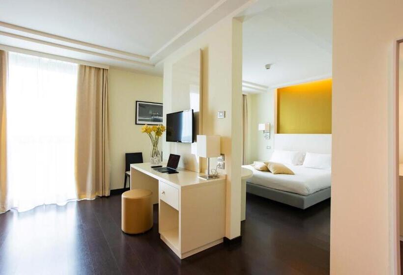 Люкс Вид на Сад, An Hotel Milano Melegnano