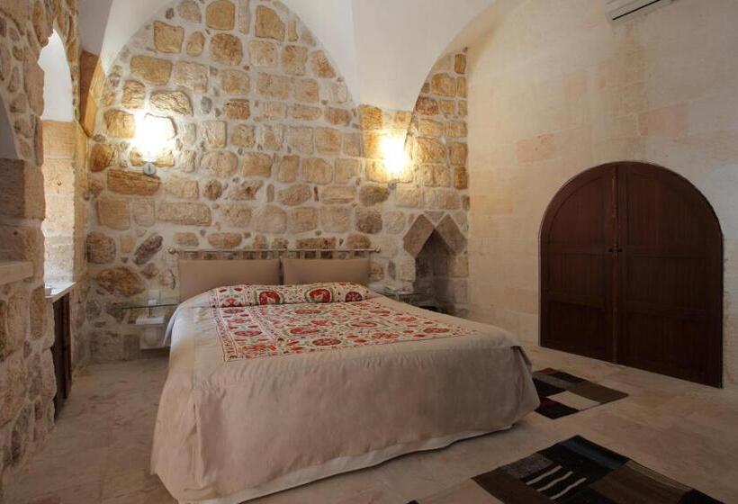 اتاق استاندارد, Kasr I Nehroz