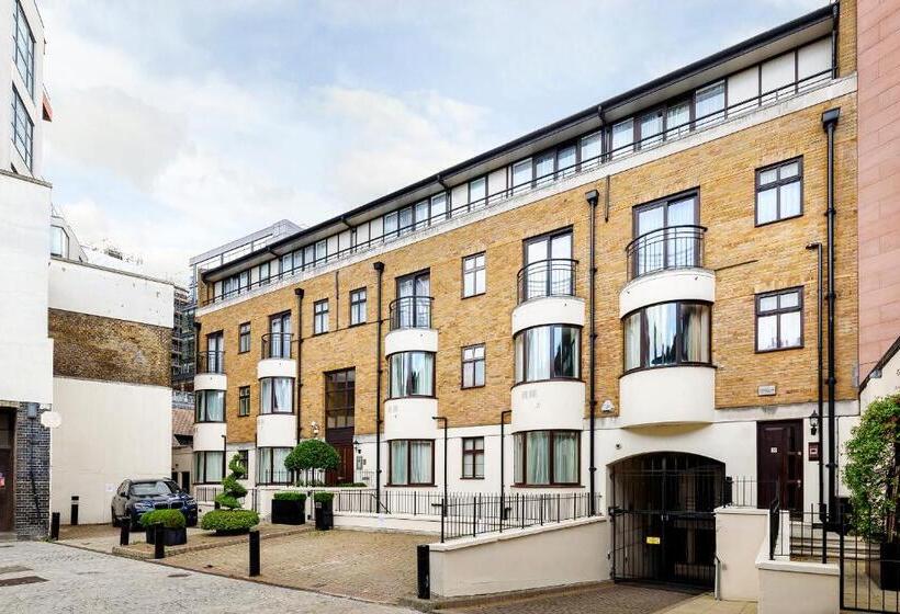 Апартаменты Deluxe 3 Спальни, Cheval Knightsbridge