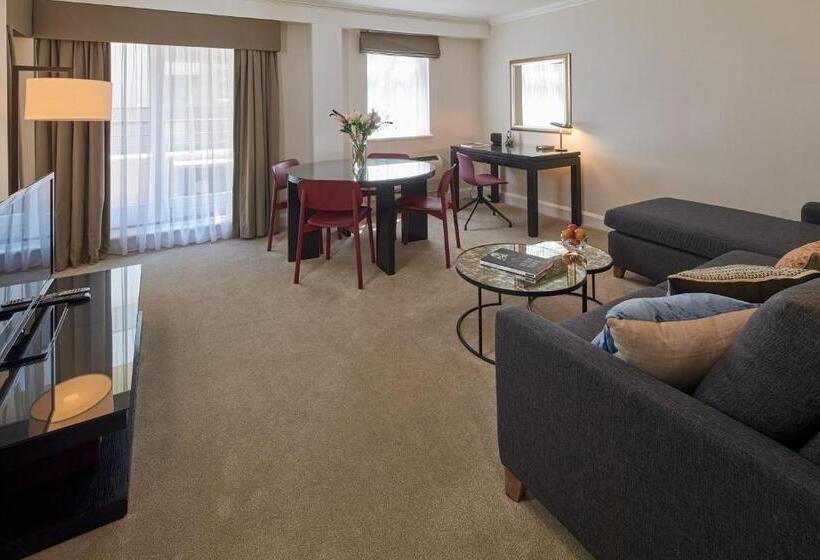 Апартаменты Deluxe 1 Спальня, Cheval Knightsbridge