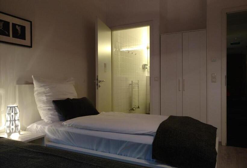 اتاق اکونومی, Midi Inn Parkhotel Mitte