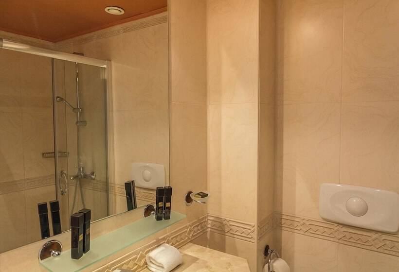 エコノミールーム, Family Hotel Gold Pearl