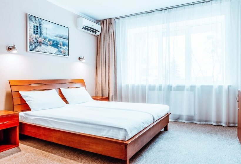 اتاق سوپریور, Black Sea Hotel Kyiv