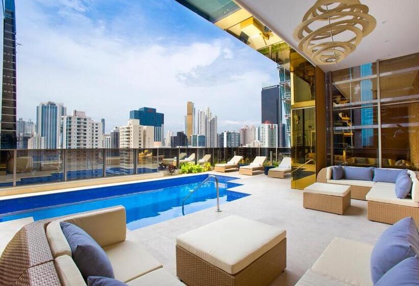 이그제큐티브 룸 킹사이즈 침대, Global Hotel Panama
