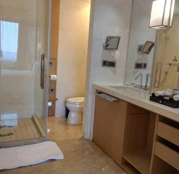 Номер Стандарт, Ramada Plaza Qiandeng Kunshan