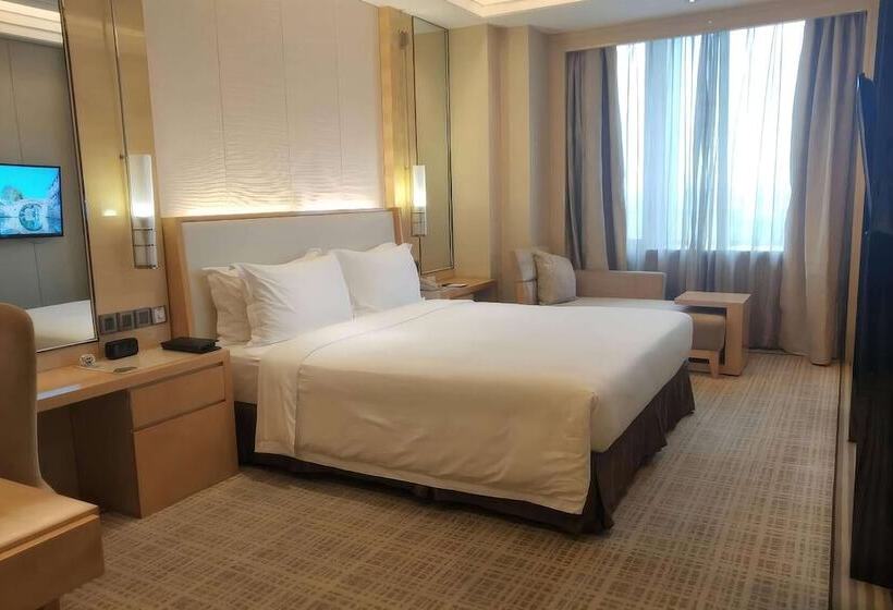 Номер бизнес-класса, Ramada Plaza Qiandeng Kunshan