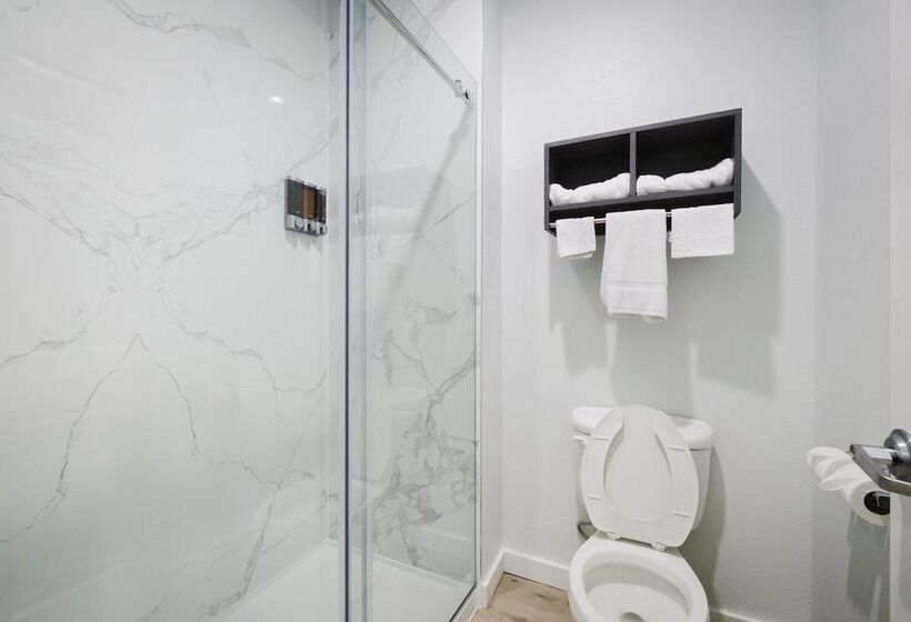 Номер Стандарт, Sapphire Inn And Suites