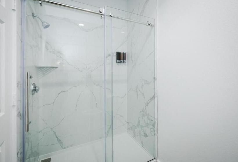 Номер Стандарт, Sapphire Inn And Suites